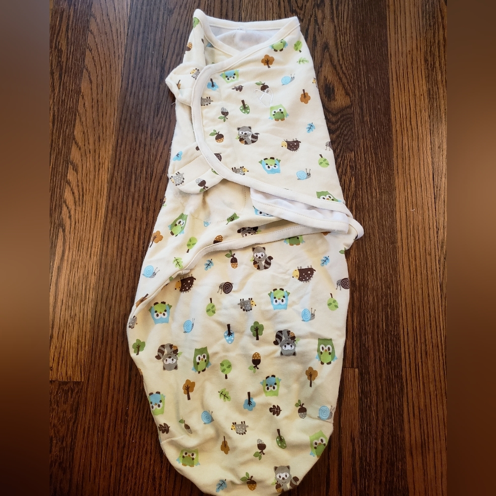 SwaddleMe velcro swaddle